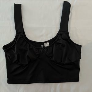 ❣️2/$25❣️ DIVIDED cute! women’s black cropped tank top | MEDIUM